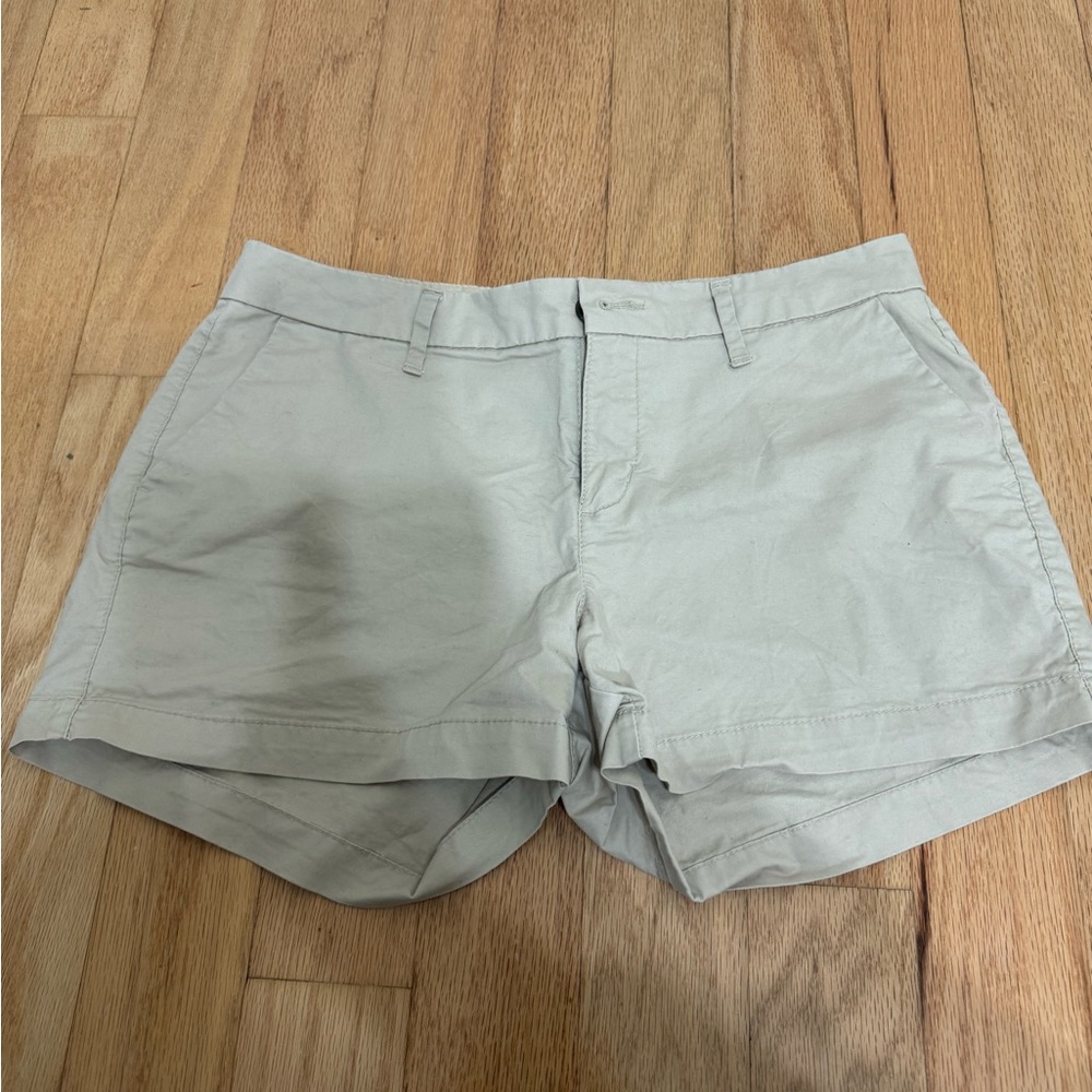 *NEVER WORN* Old Navy Shorts